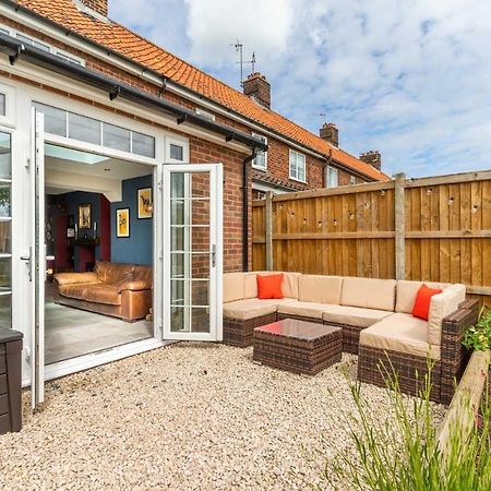 Church Lane Cottage Filby Exterior foto