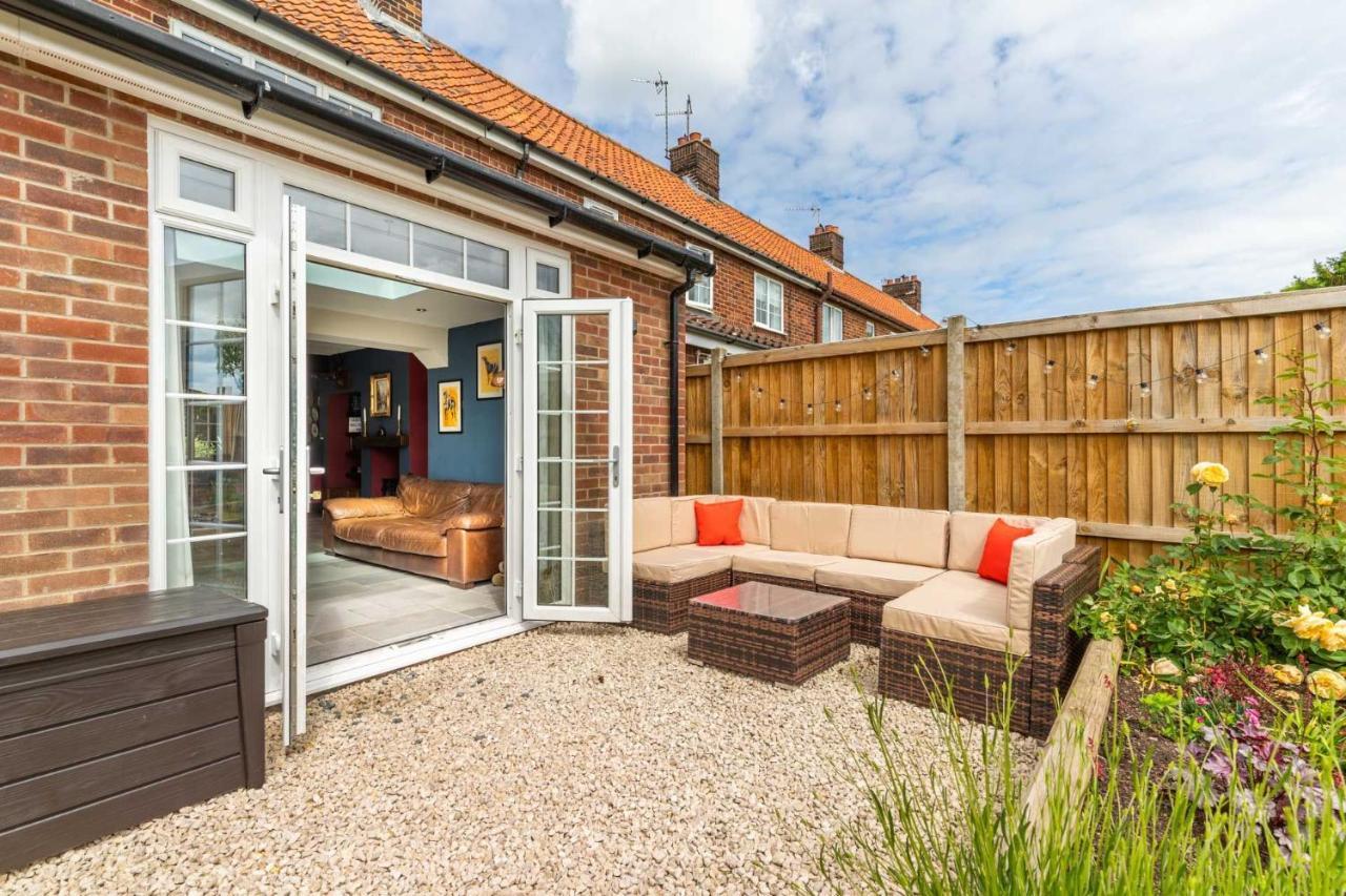 Church Lane Cottage Filby Exterior foto